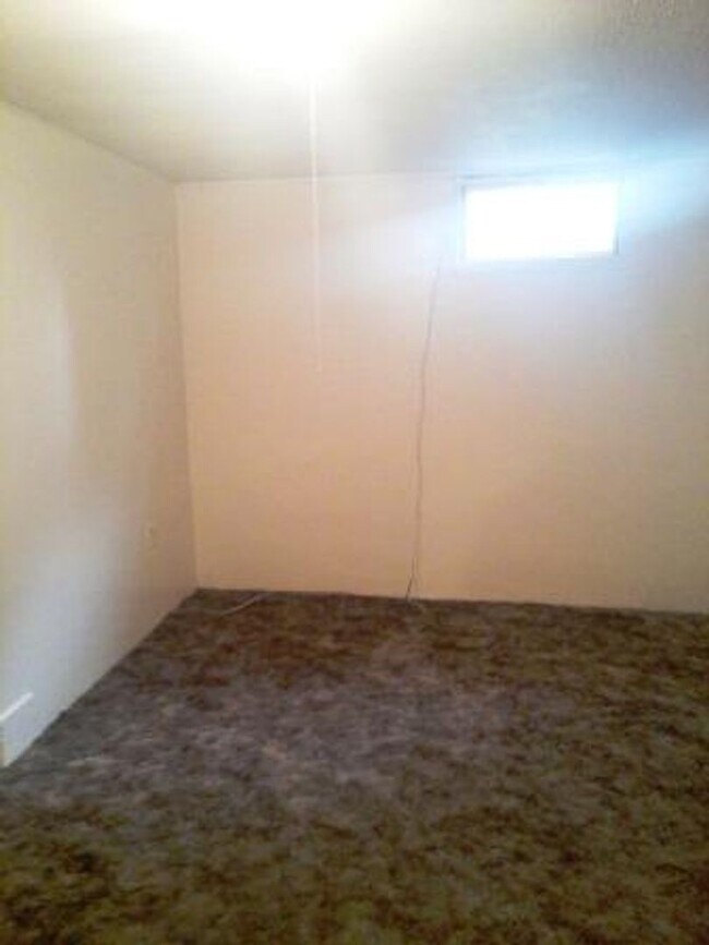 Foto del edificio - Clean, Spacious, and Rent Ready 2 bedroom ...