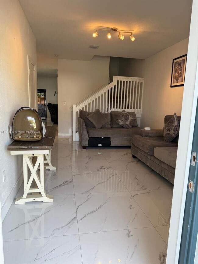 Foto del edificio - 13150 SW 233rd St