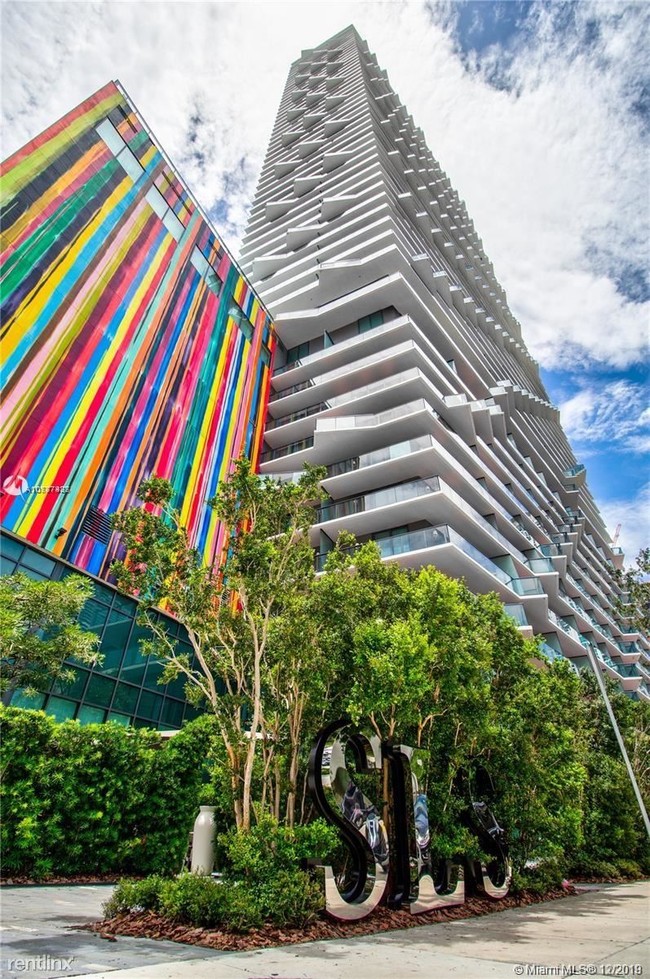 Building Photo - 1 br, 1 bath  - SLS Brickell