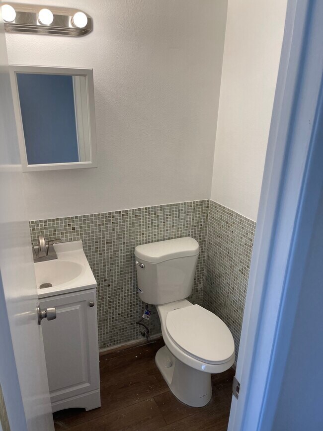 Foto del edificio - 26749 Oak Crossing Rd