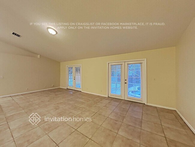 Foto del edificio - 14822 Paddock Dr