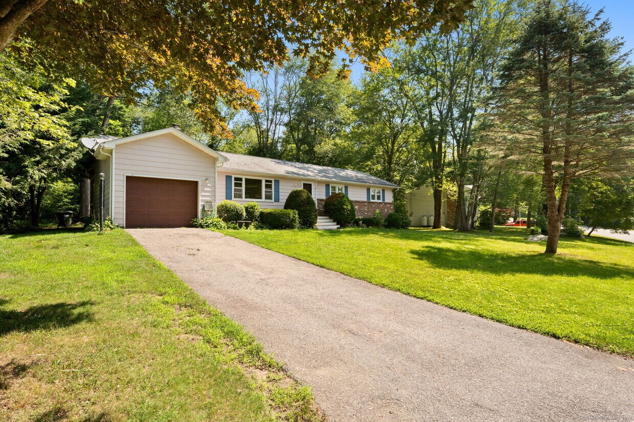 Foto principal - 31 Raven Wood Rd