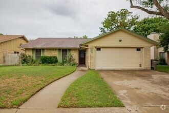 Building Photo - 418 Ivanhoe Dr