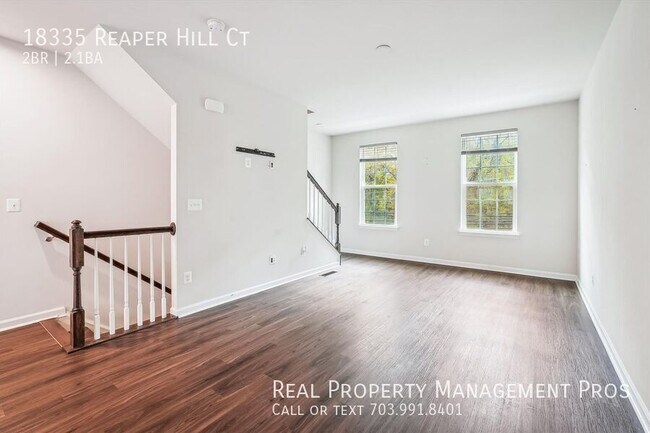 Foto del edificio - Spacious Condo near I-95 and Quantico!