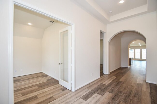 Building Photo - 10803 Spiny Caterpillar Ct