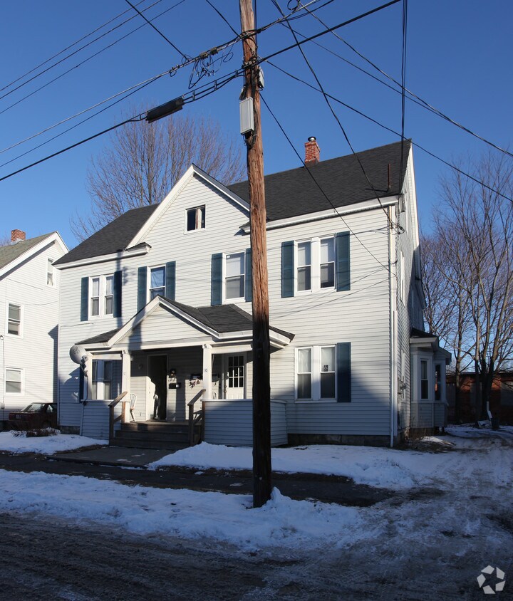 Building Photo - 10-12 Cherry St