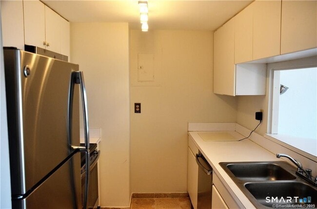 Foto del edificio - 127 Greyrock Pl