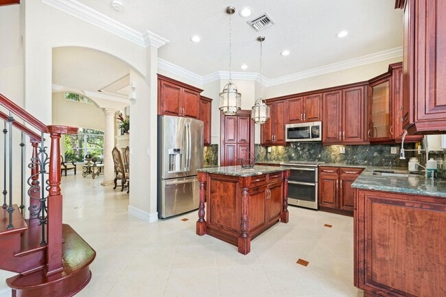 Building Photo - 5089 Sancerre Cir