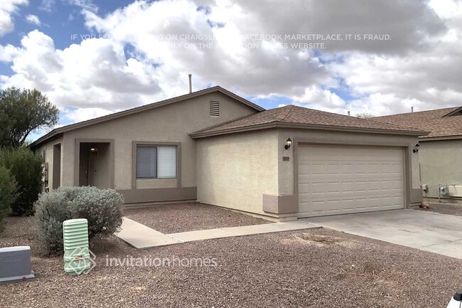 Building Photo - 1039 E Desert Moon Trail