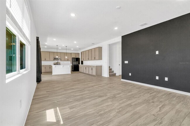 Foto del edificio - 1003 Sugarwood St