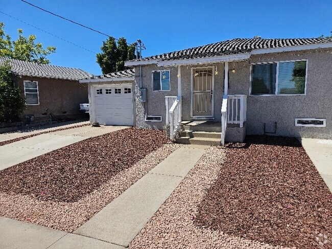 Building Photo - 7520 San Miguel