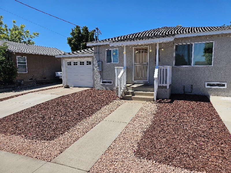 Primary Photo - 7520 San Miguel