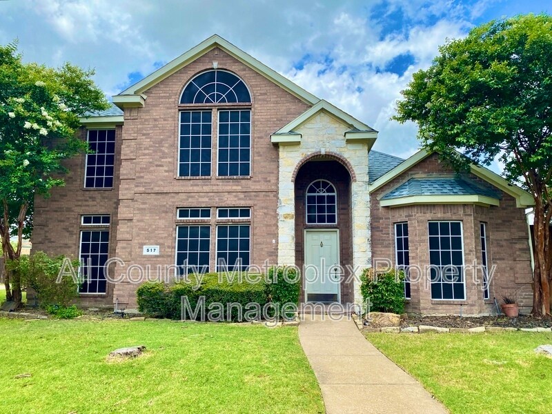 Primary Photo - 517 Newport Ct