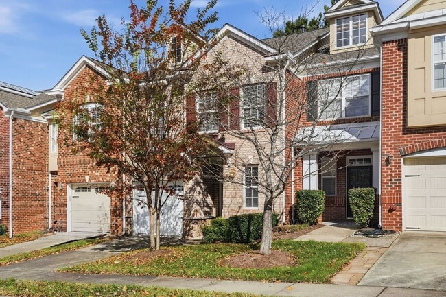 Building Photo - AVAILABLE Now! Holiday Special!  $500 off first month’s rent with a Feb. 2026 lease signing!! TOW...