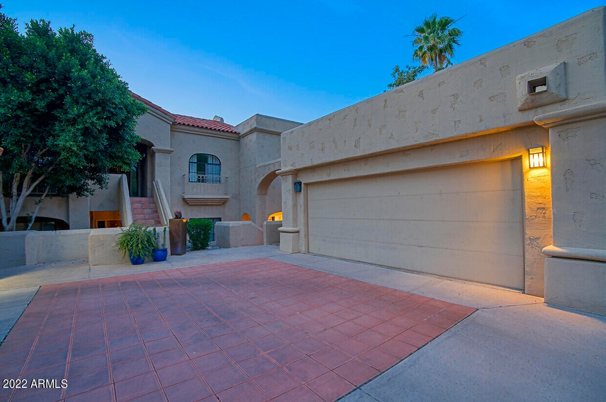 Foto principal - 6116 N 28th St