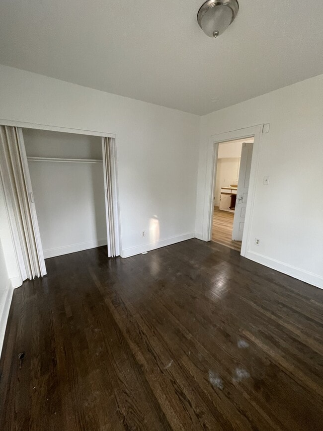 Building Photo - 4620 Johnson St