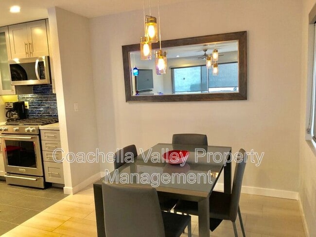 Building Photo - 1111 Ramon Rd