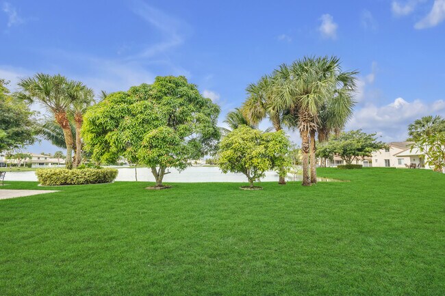 Foto del edificio - 4554 SW 127th Terrace