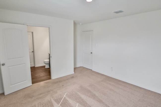 Foto del edificio - 15206 Sleepy River Way