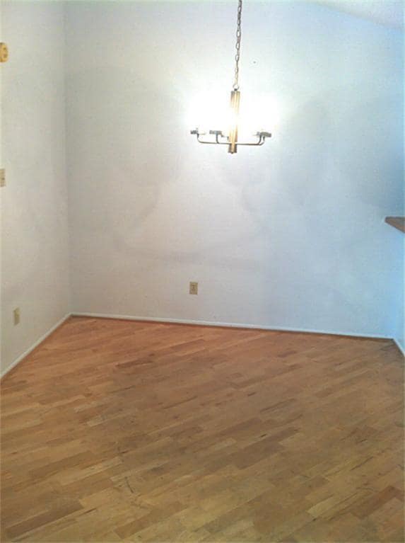 Building Photo - 2530 Edgedale Dr