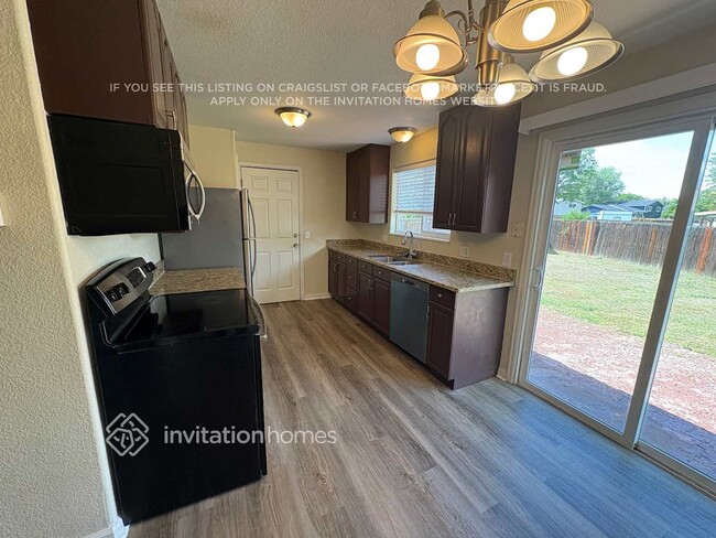 Foto del edificio - 10885 Grange Creek Dr