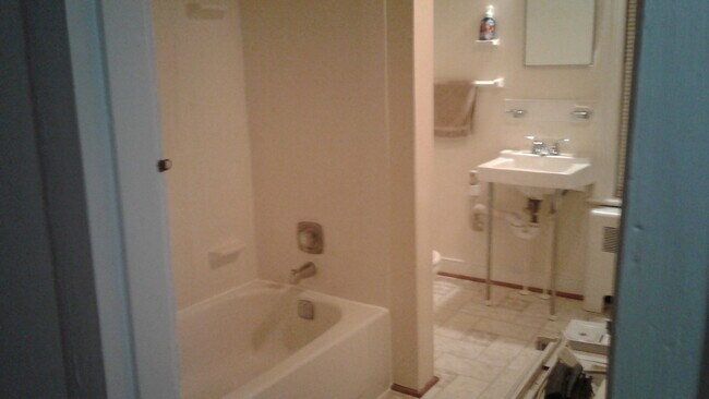 Bathroom - 61 Ramoth Church Rd