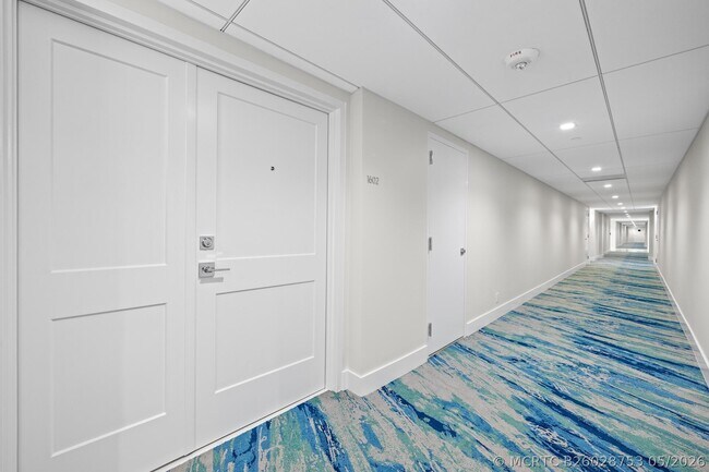 Building Photo - 3400 N Ocean Dr