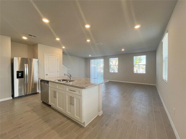 Building Photo - 32459 Limitless Pl
