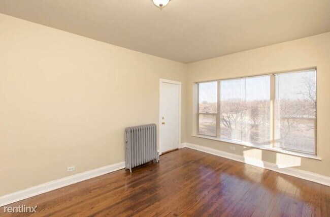 Building Photo - 1 br, 1 bath Apartment - 5178 S King Dr
