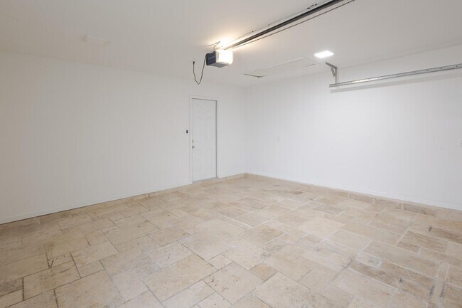 Foto del edificio - Bentley Place, Boca Raton, FL 33433 - 3 BR 2 BA single-family home