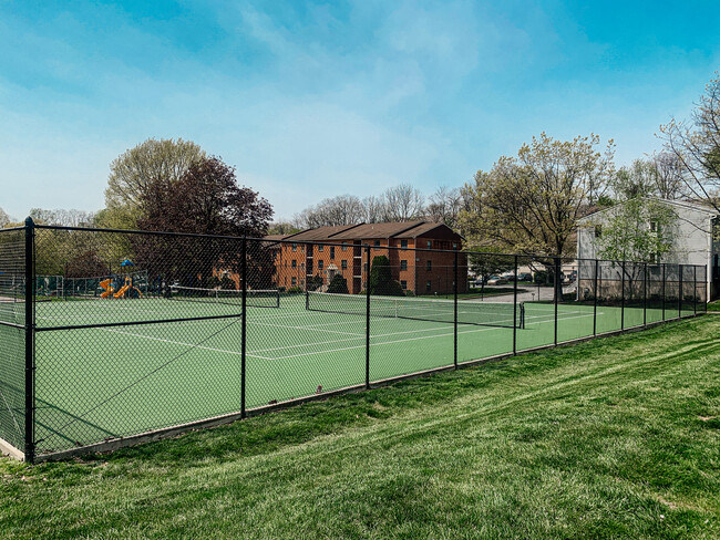 Tennis Courts - 3307 Valley Dr