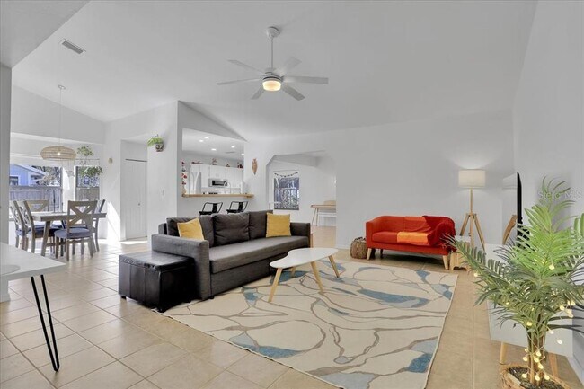 Foto del edificio - 4518 NW 20th Ter