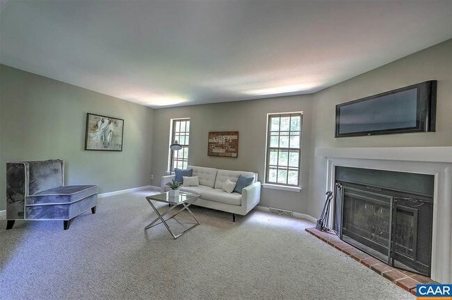 Foto del edificio - 2392 Whitney Court