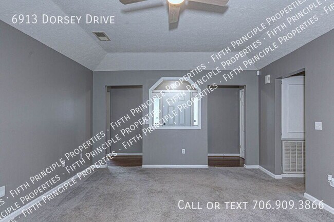 Foto del edificio - 6913 Dorsey Dr