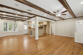 Building Photo - 6445 Glennox Ln