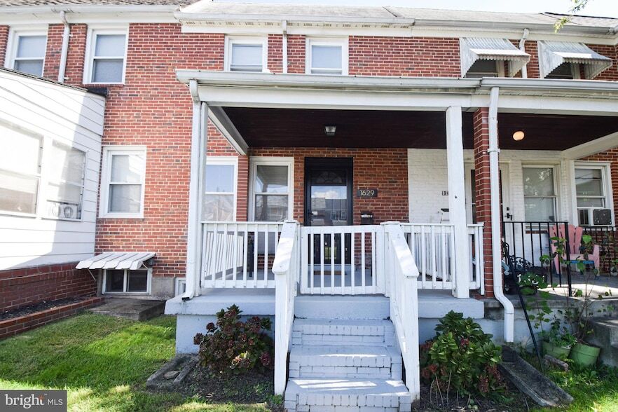 Primary Photo - 1629 Searles Rd