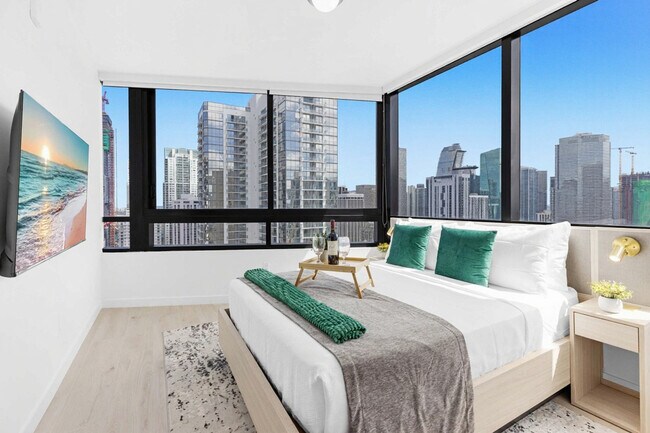 Foto del edificio - 225 N Miami Ave