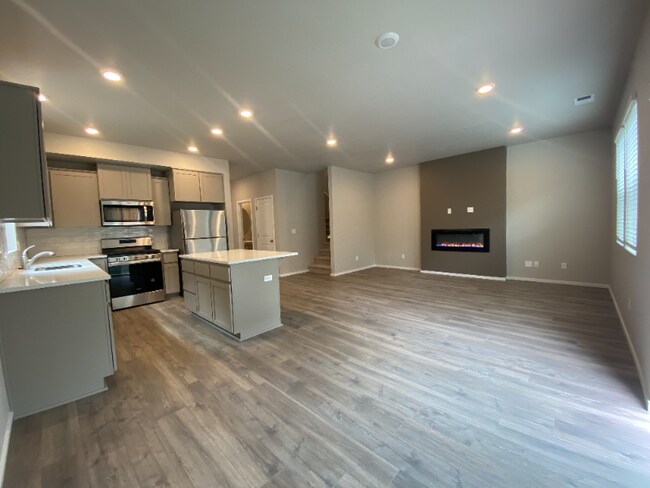 Foto del edificio - 3550 SW Snowberry Ave
