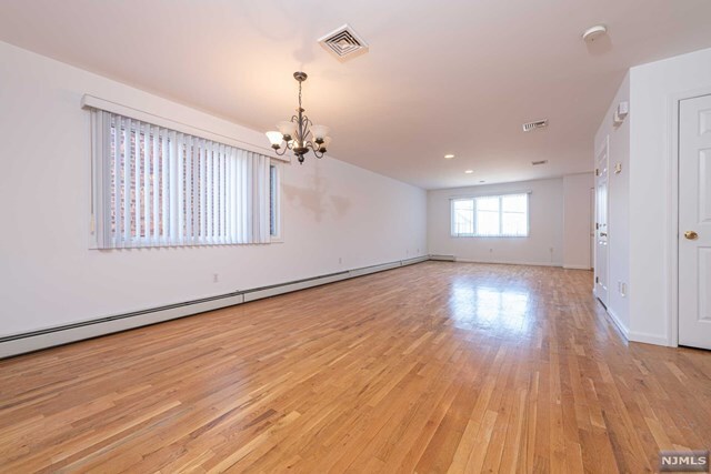 Foto del edificio - 710 Grove Ave