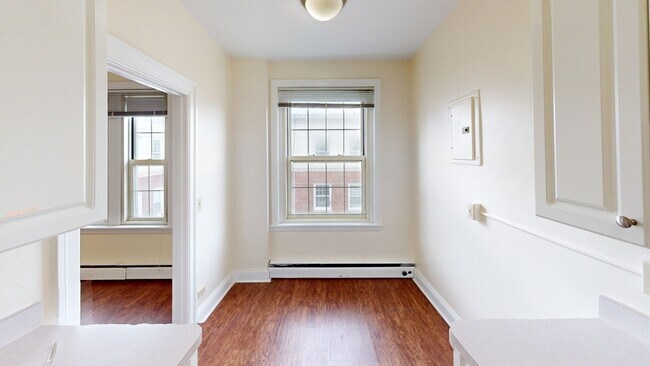 Foto del edificio - 1401 Beacon St