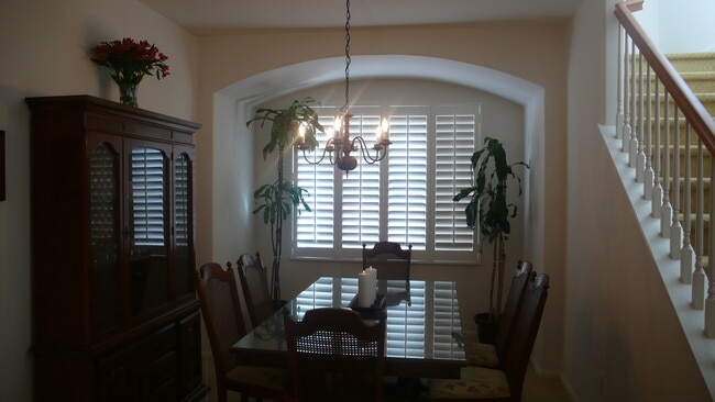 Building Photo - Must See!! Beautiful 4 BD, 3 BA Home In The Great Neighborhood Of Ocean View Hills- San Diego