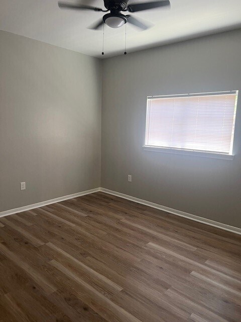 Building Photo - 9409 Dulcimer St