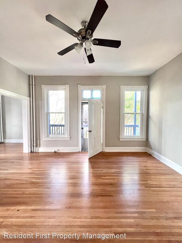 3 br, 1.5 bath House 31 E North Avenue House Rental in Hagerstown, MD