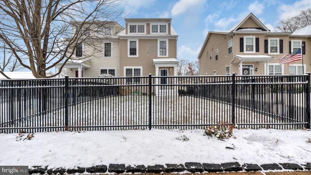 Foto principal - 1833 Drew St