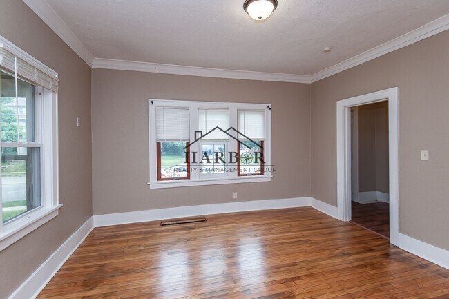 Foto del edificio - Charming Remodeled 3 bed 2 bath House!
