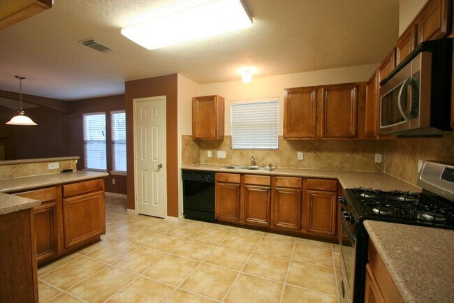 Building Photo - 3119 Myrtle Ranch Dr