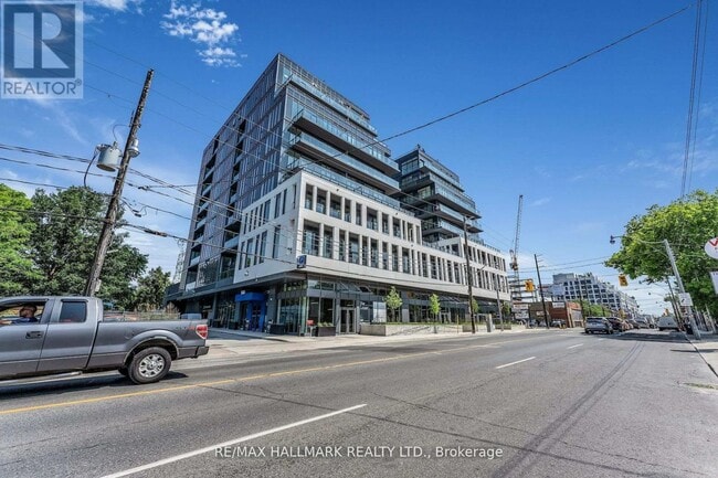 Building Photo - 500 Dupont St