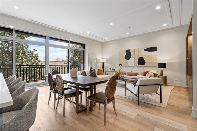 Building Photo - 3951 N Wayne Ave