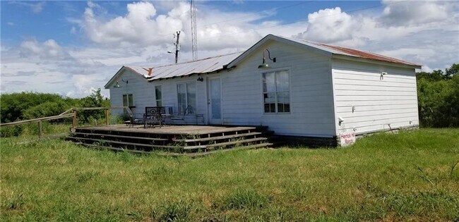 Building Photo - 471 Fm 1296