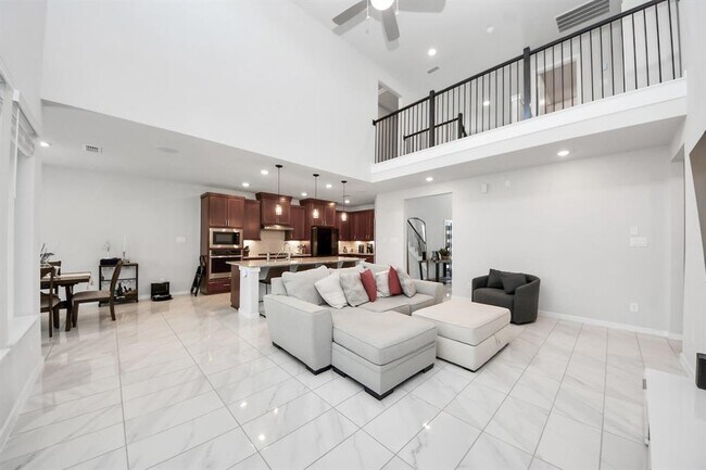 Building Photo - 21638 Laggan Clf Ln